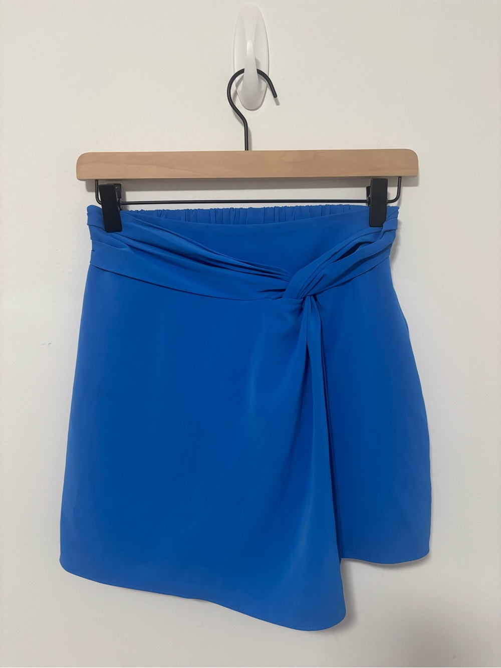 Pink Lily Electric Blue twist-Front Mini Skort